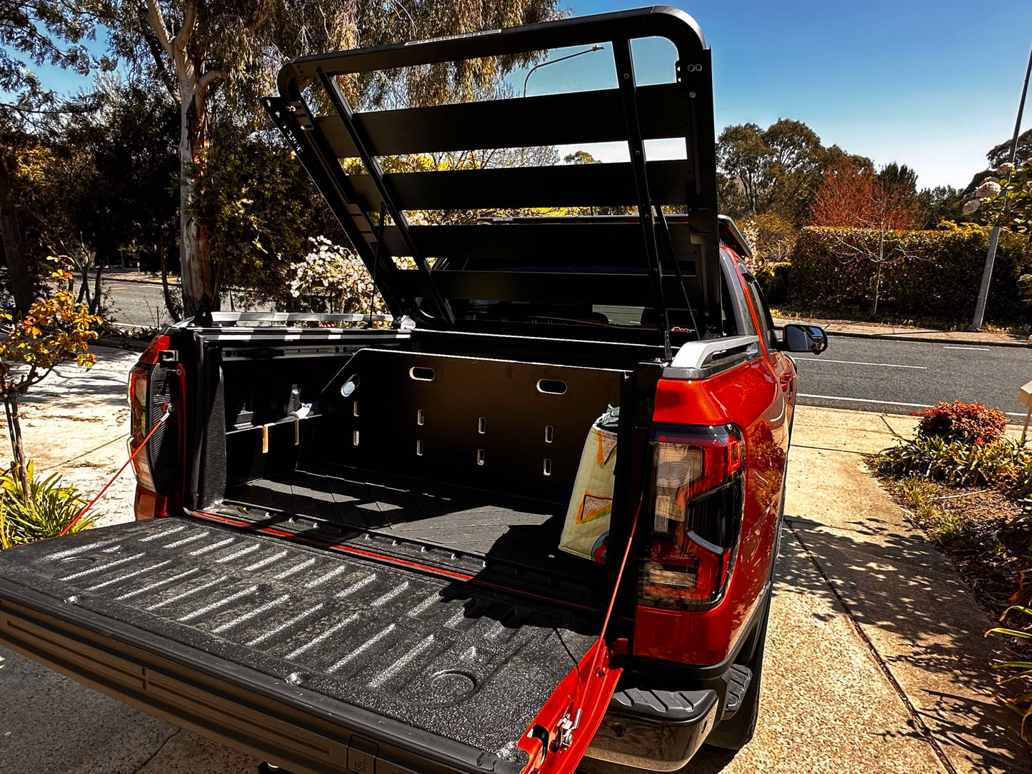 GAS STRUT TUB RACK