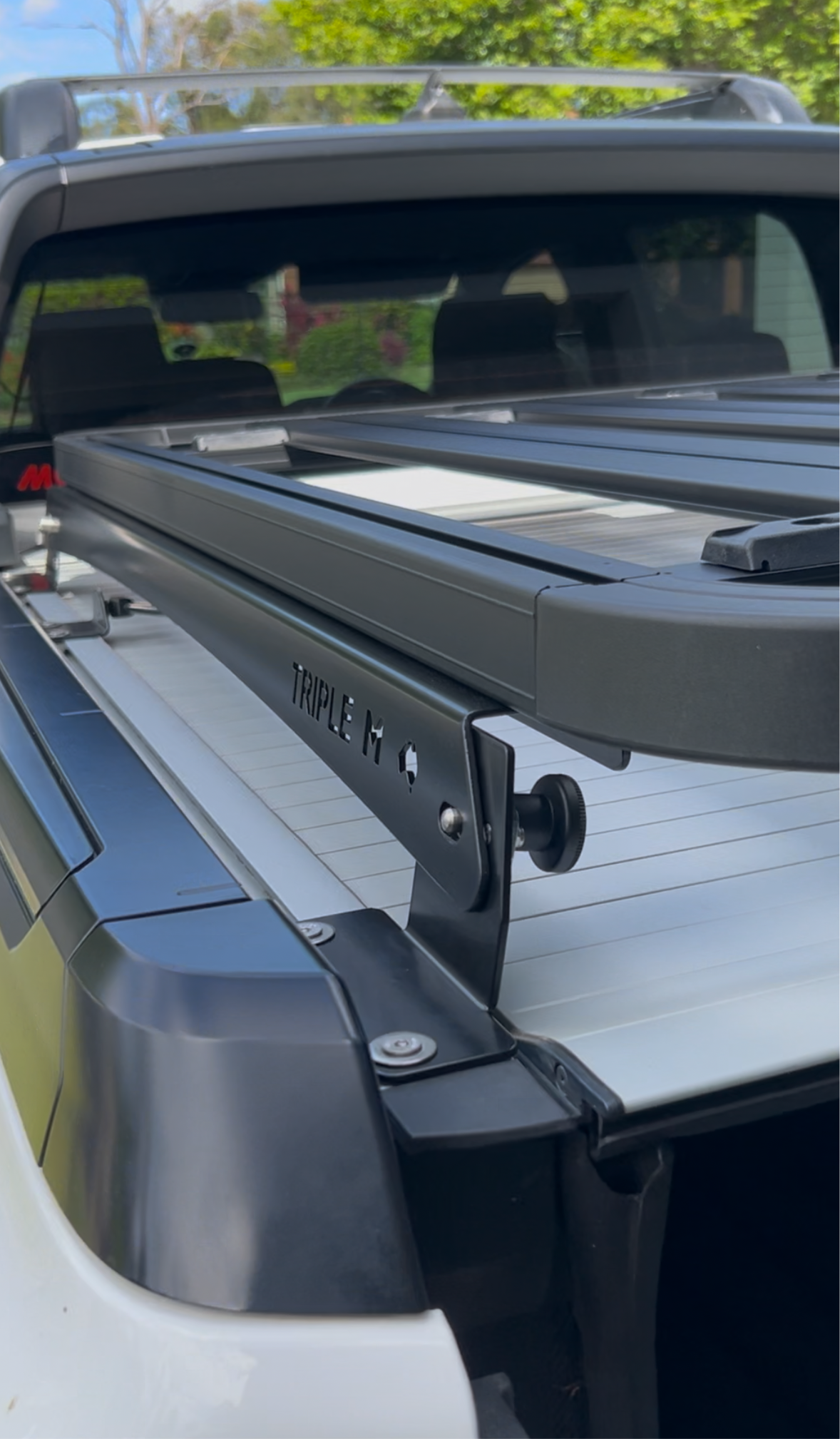 Quick release mechanism mount