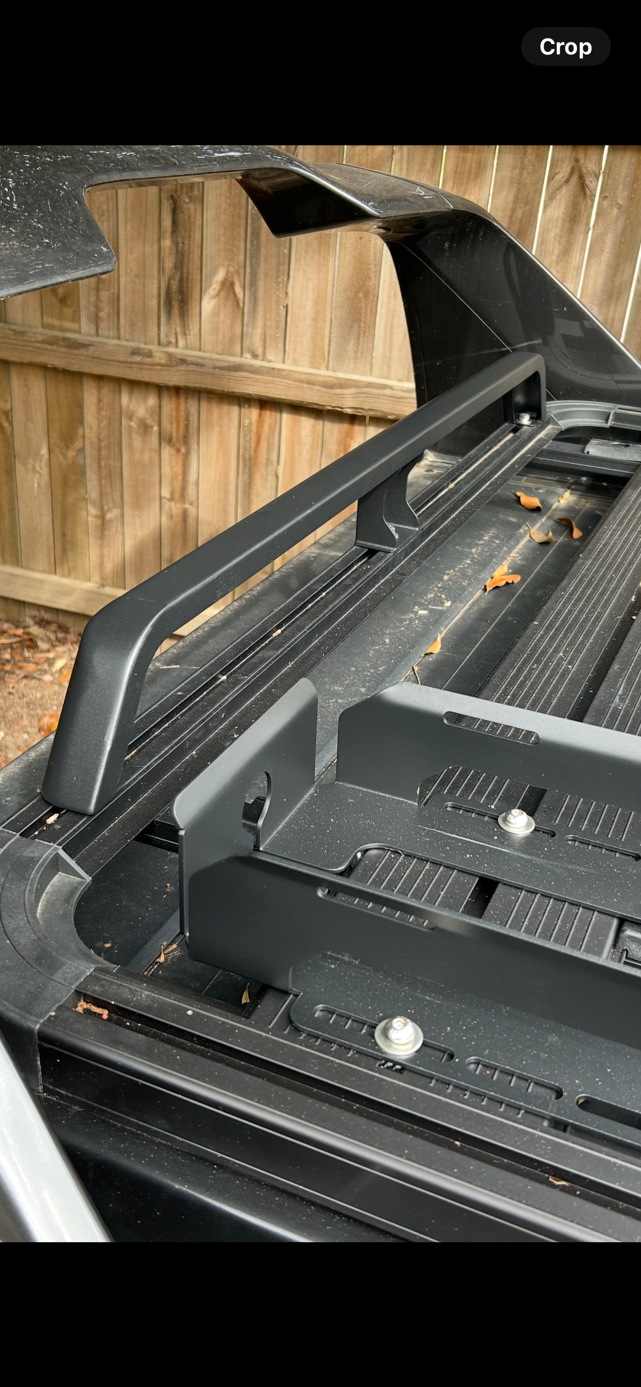 REAR WINDOW PROTECTOR RAIL