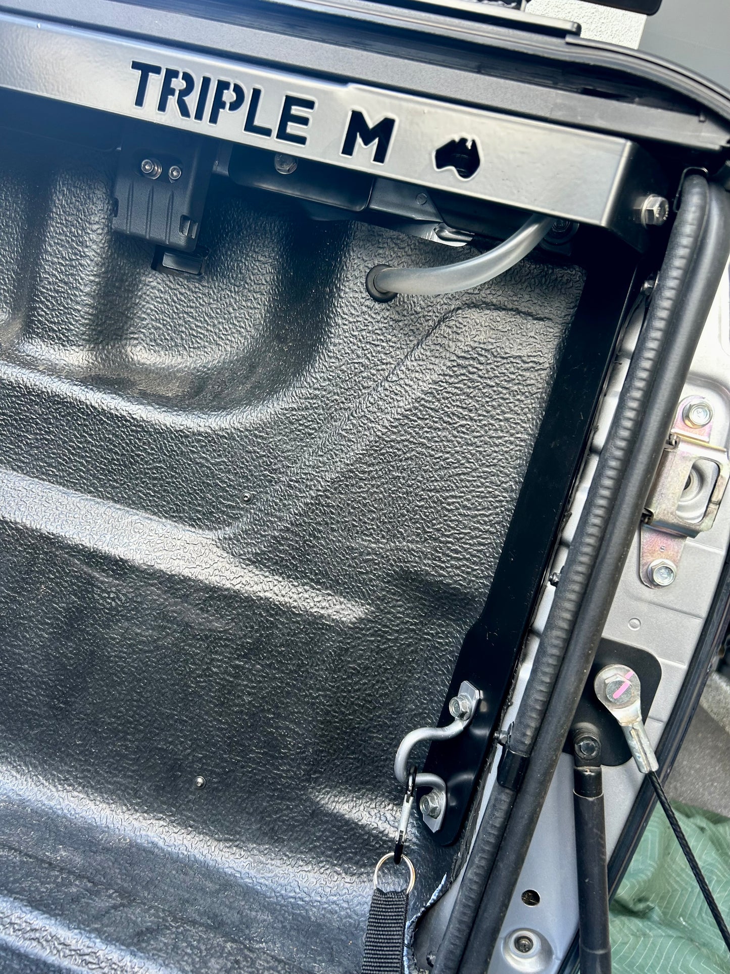 ISUZU D-MAX X TERRAIN / MAZDA BT-50 SP ROLLER SHUTTER SUPPORT KIT