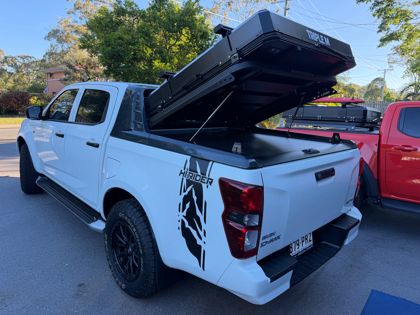 1.4 Triple M Rooftop Tent