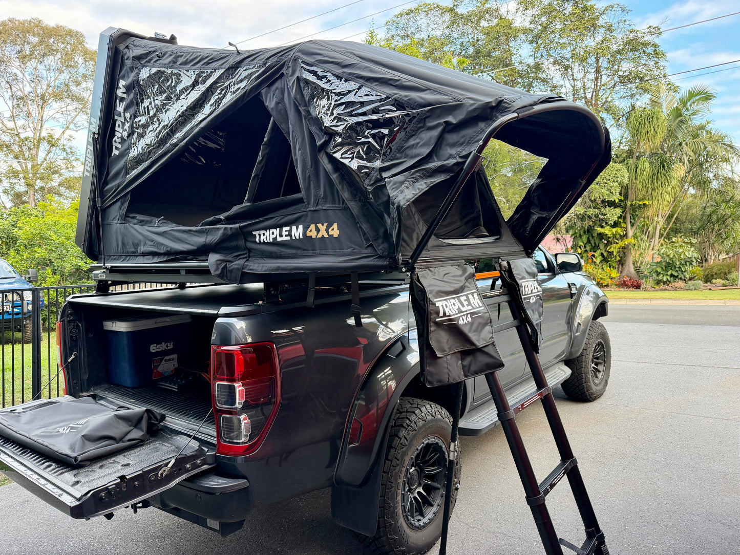 1.4 Triple M Rooftop Tent