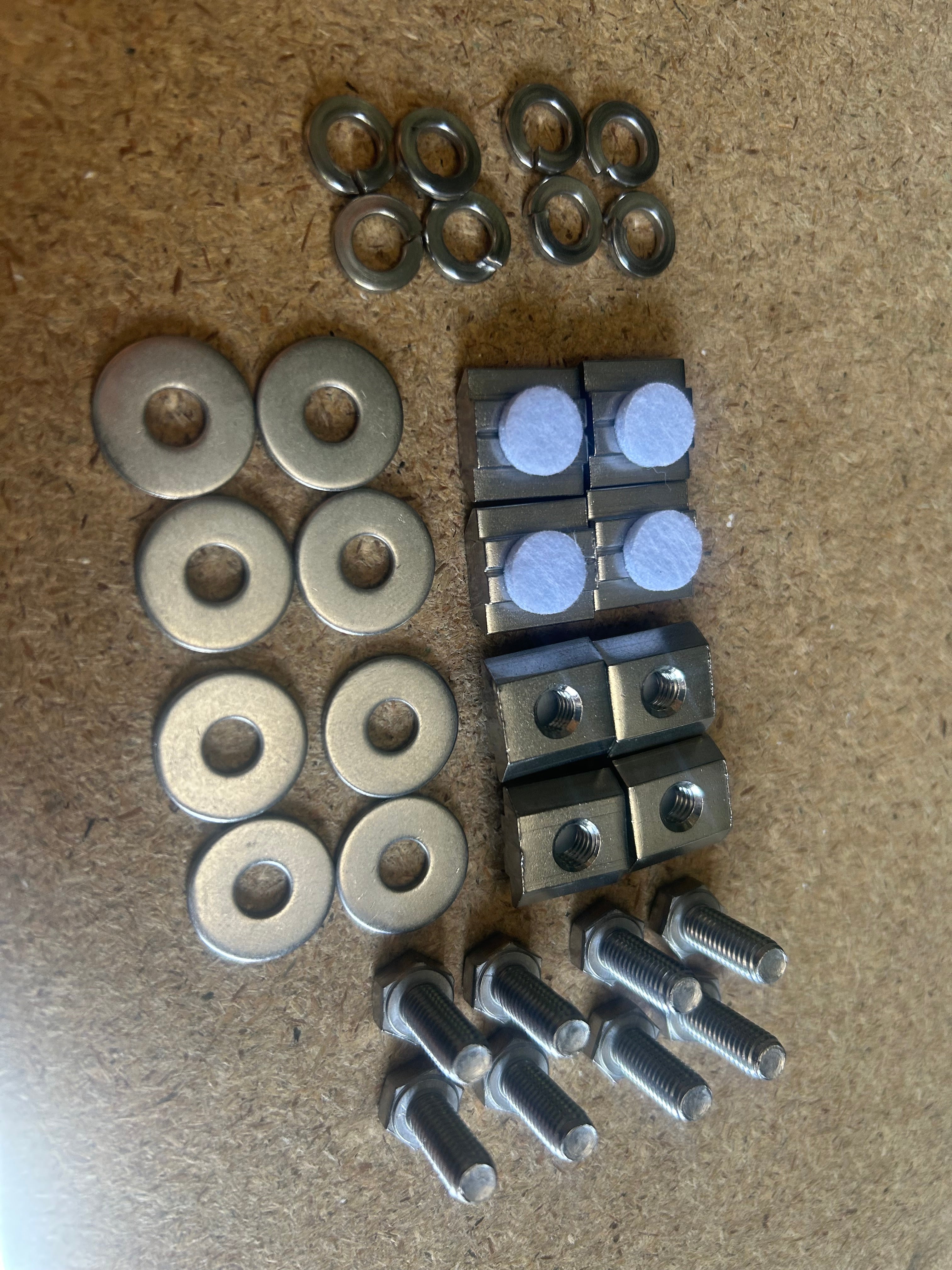 ROLLER SHUTTER TUB RACK MOUNT KIT – Triple M Tub Racks